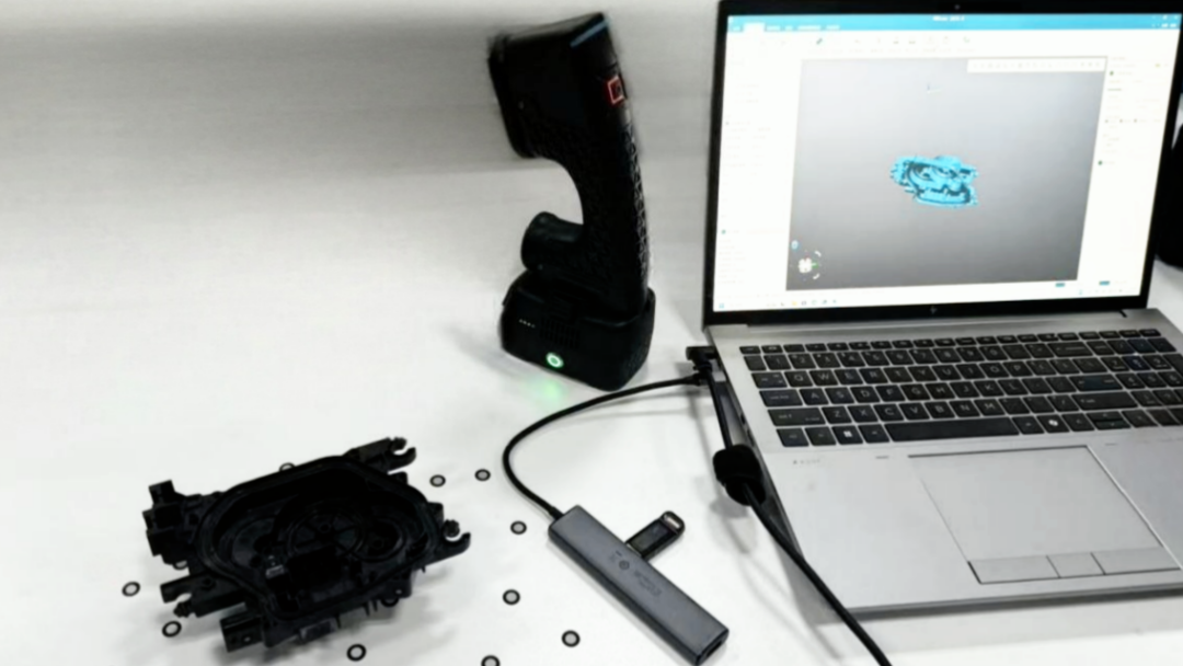 1-2 汽车门锁外形尺寸扫描检测.png