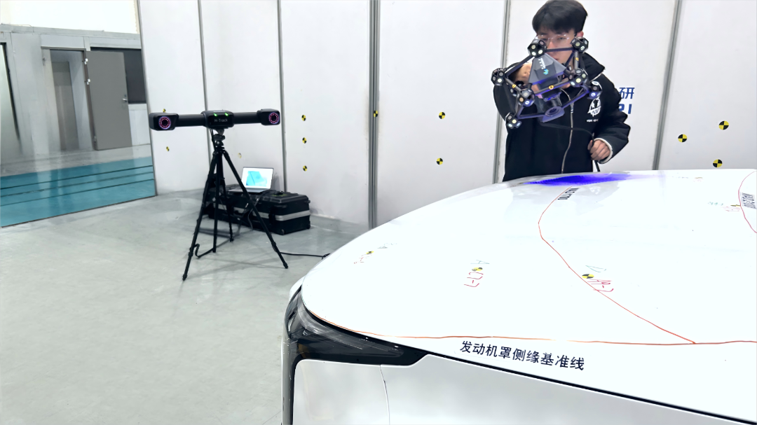 5min内即可获取车前身点云数据 5min内即可获取车前身点云数据